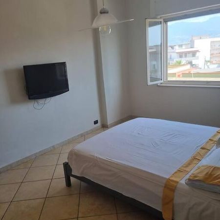 Nuti Holiday Hoause Torre Annunziata Extérieur photo